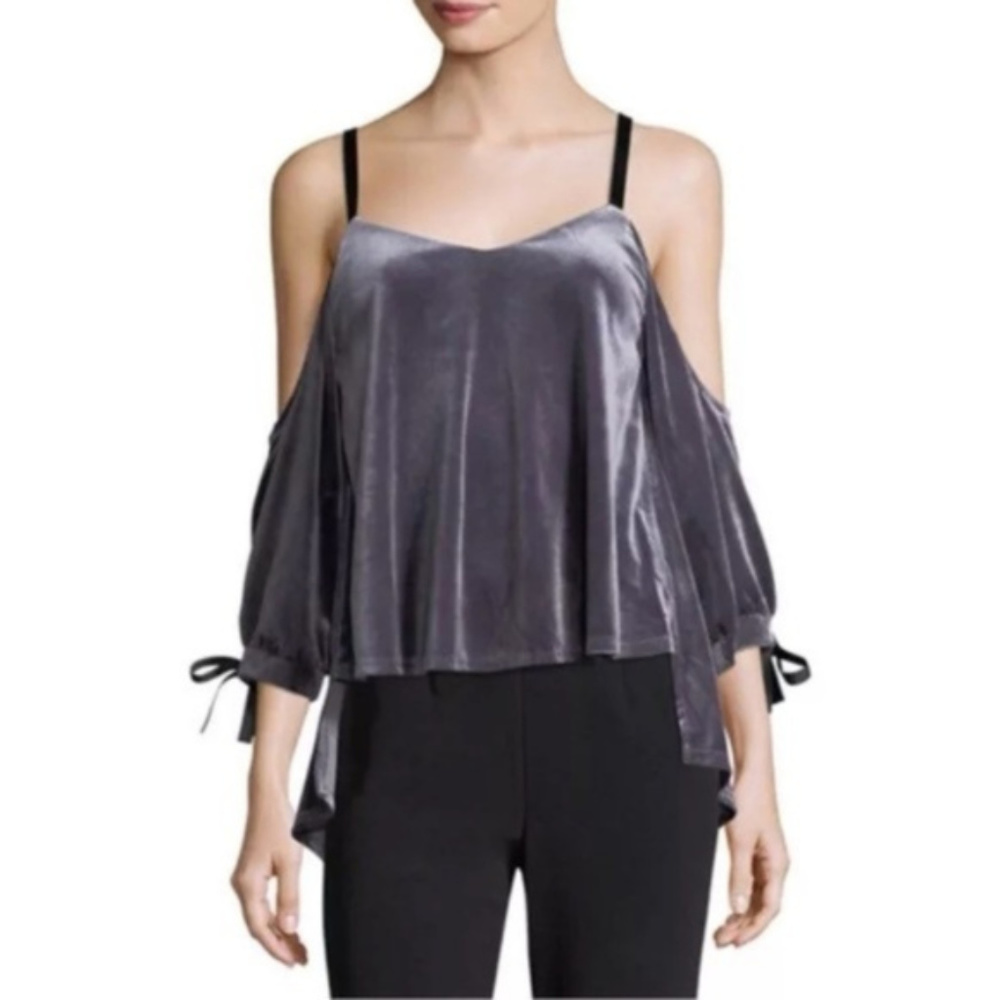 Romeo + Juliet Couture Velvet Cold Shoulder size S - Picture 2 of 5